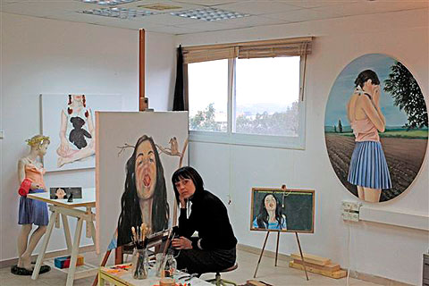 Haya Graetz Ran at her studio